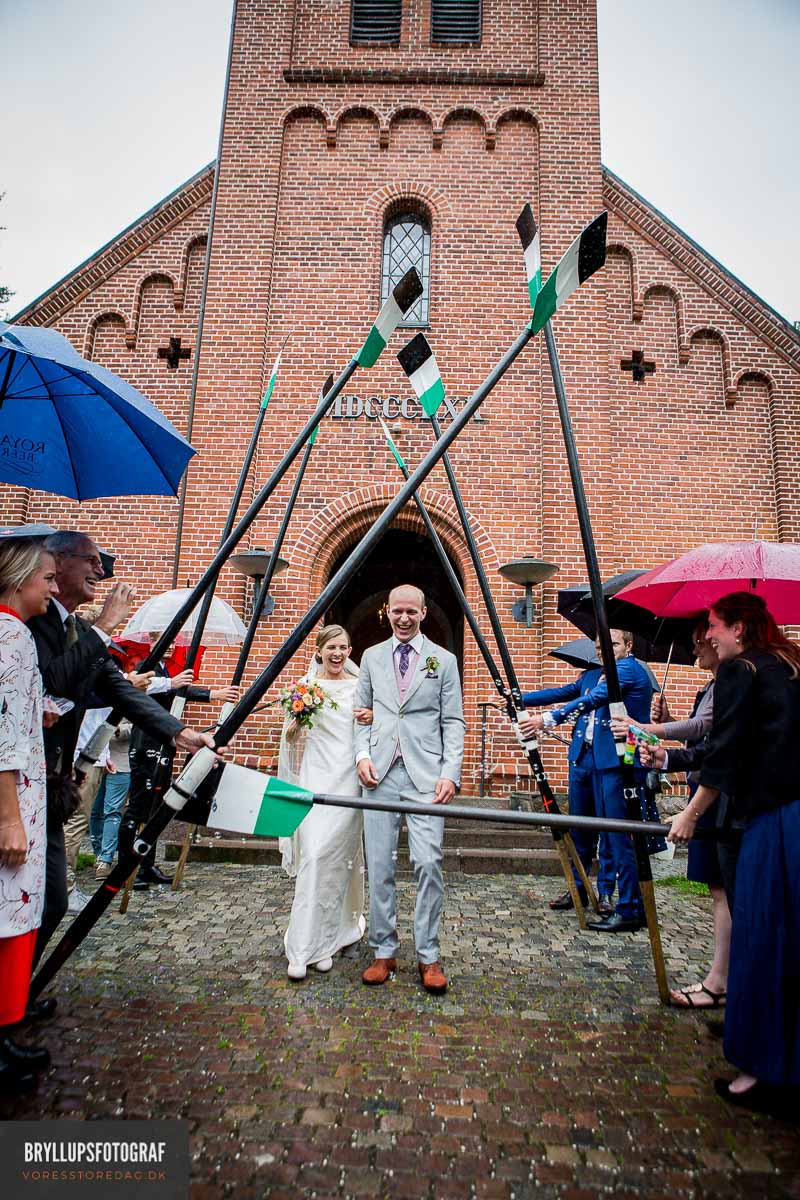 udenfor Vedbæk Kirke